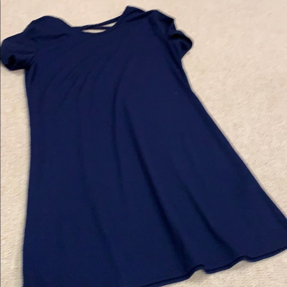 Barely worn pinch short sleeve dress